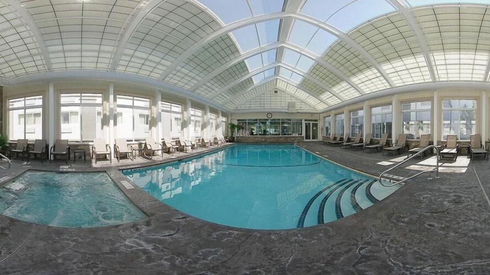 Doubletree By Hilton Nanuet Hotel Ngoại thất bức ảnh