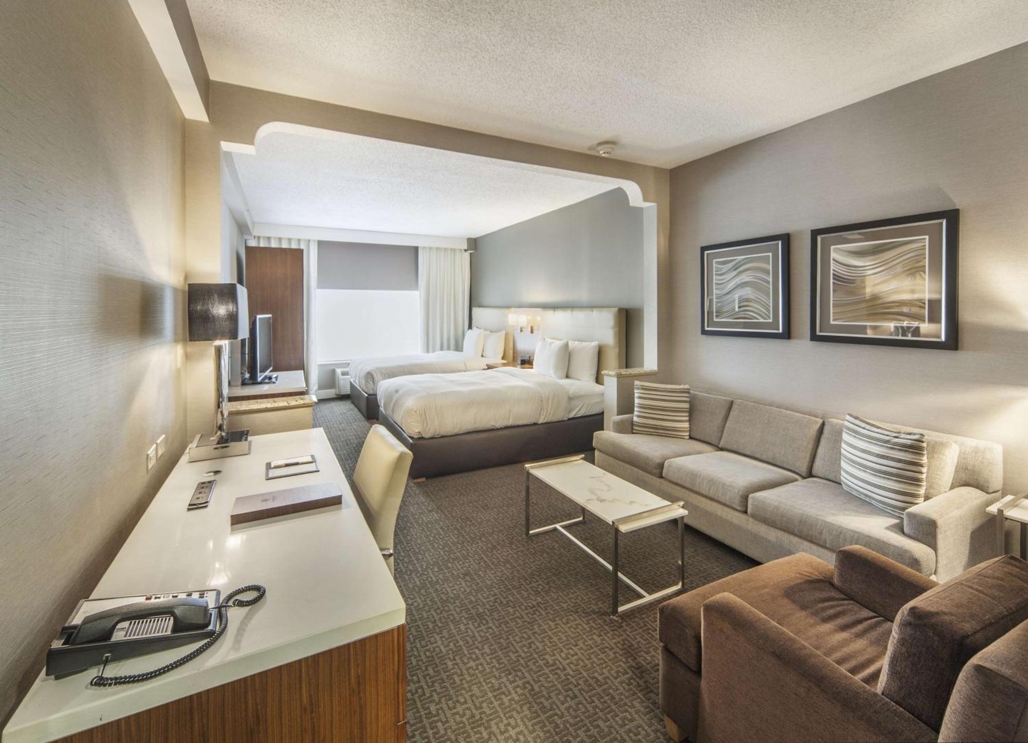 Doubletree By Hilton Nanuet Hotel Ngoại thất bức ảnh