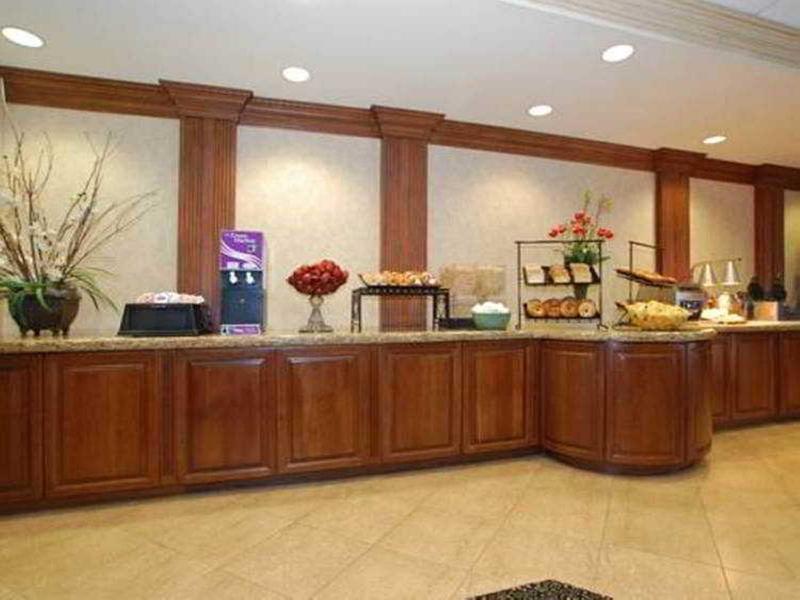 Doubletree By Hilton Nanuet Hotel Ngoại thất bức ảnh